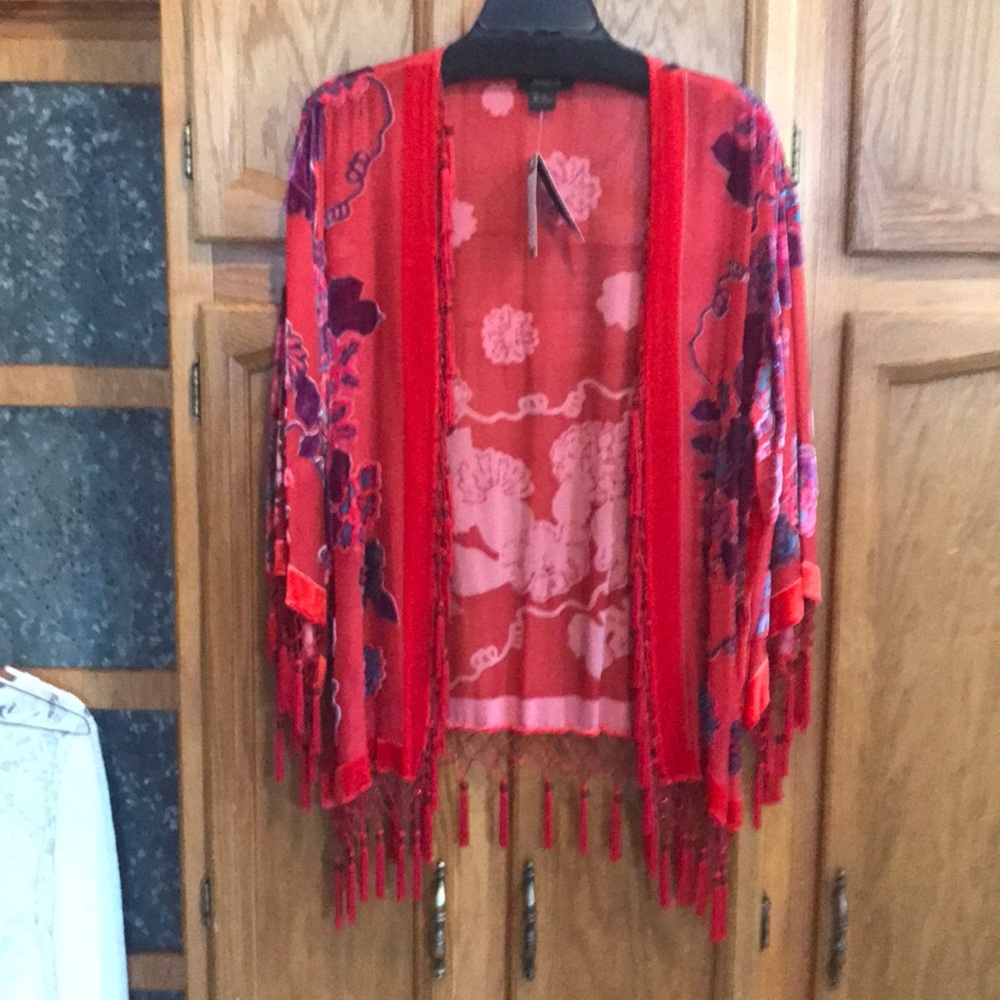 Red Beautiful detail shawl
